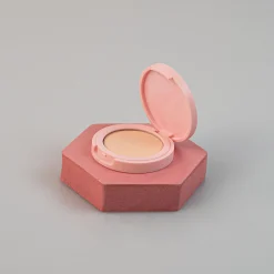 MINISO Pressed Powder - Pink Cube (01 Creamy Beige)